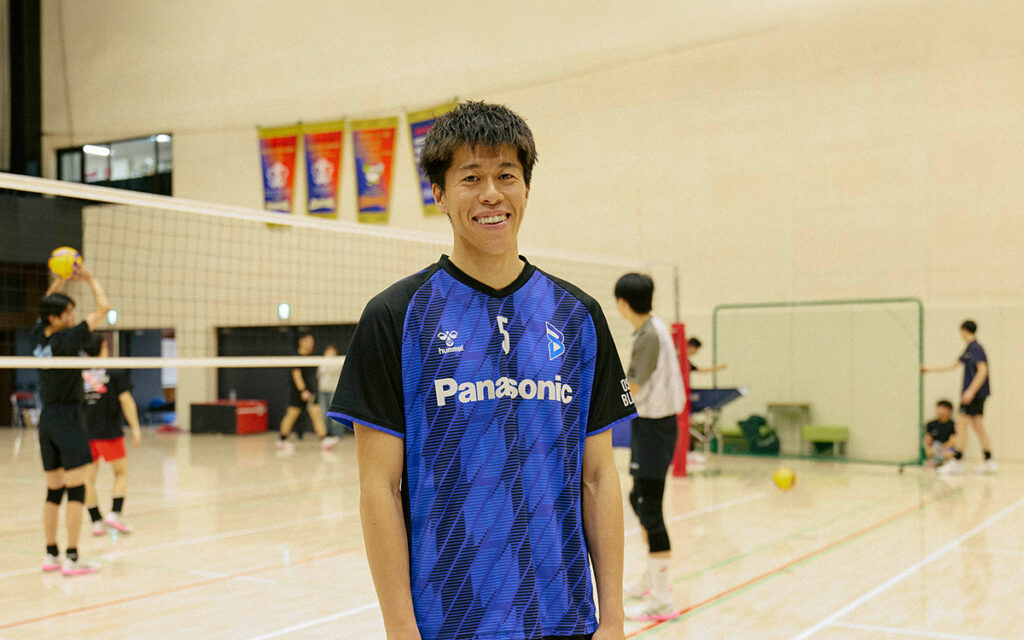 SVリーガー富田将馬選手が、春高を制した母校を激励。“東山魂”が響き合う Part 2